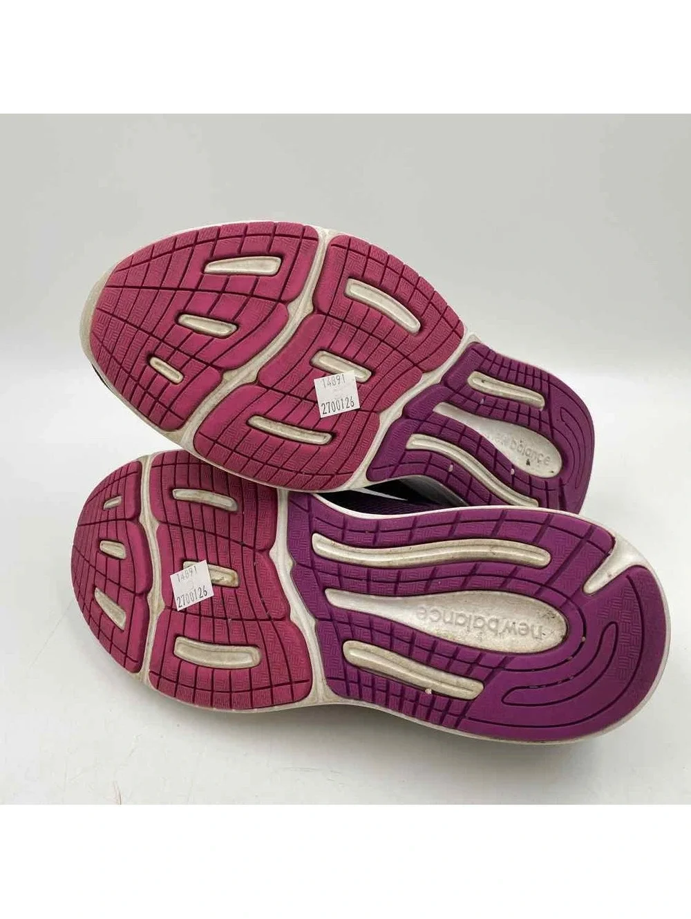 New Balance Women's Shoe Size 9 Purple Textured Sneakers
